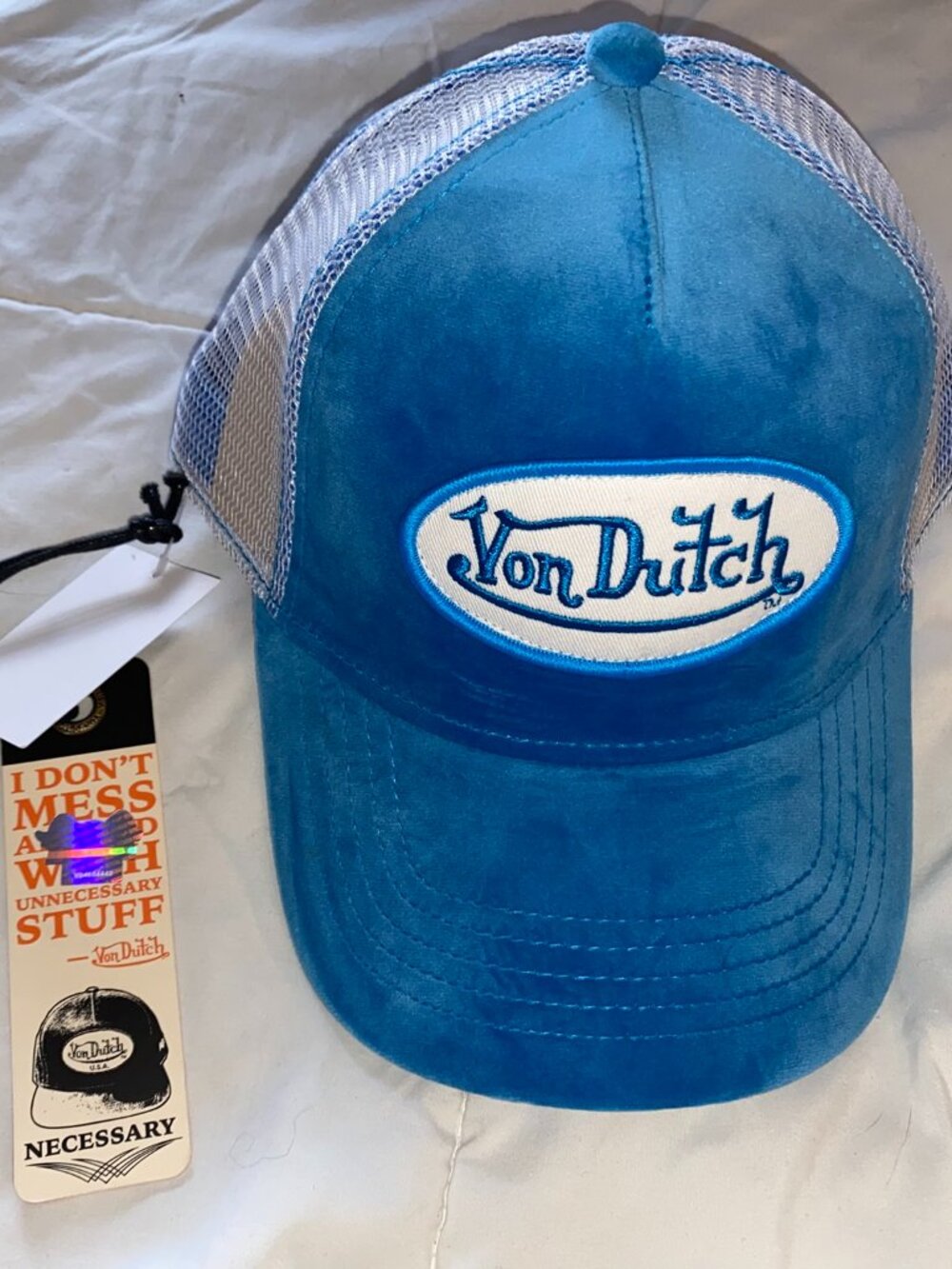 NWT Von Dutch Blue Crush Velvet Trucker Hat - Adjustable